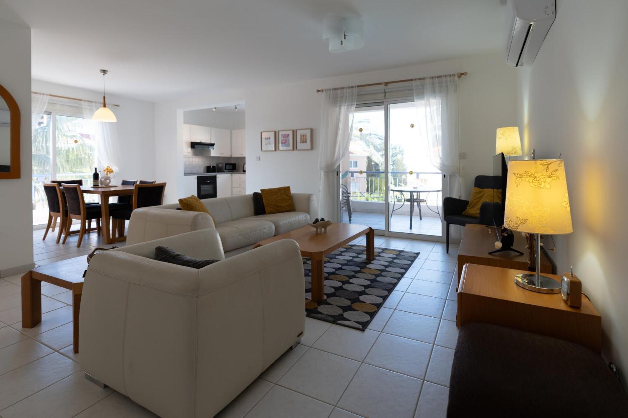 H&o Lifestyle Penthouse Apartment Paphos